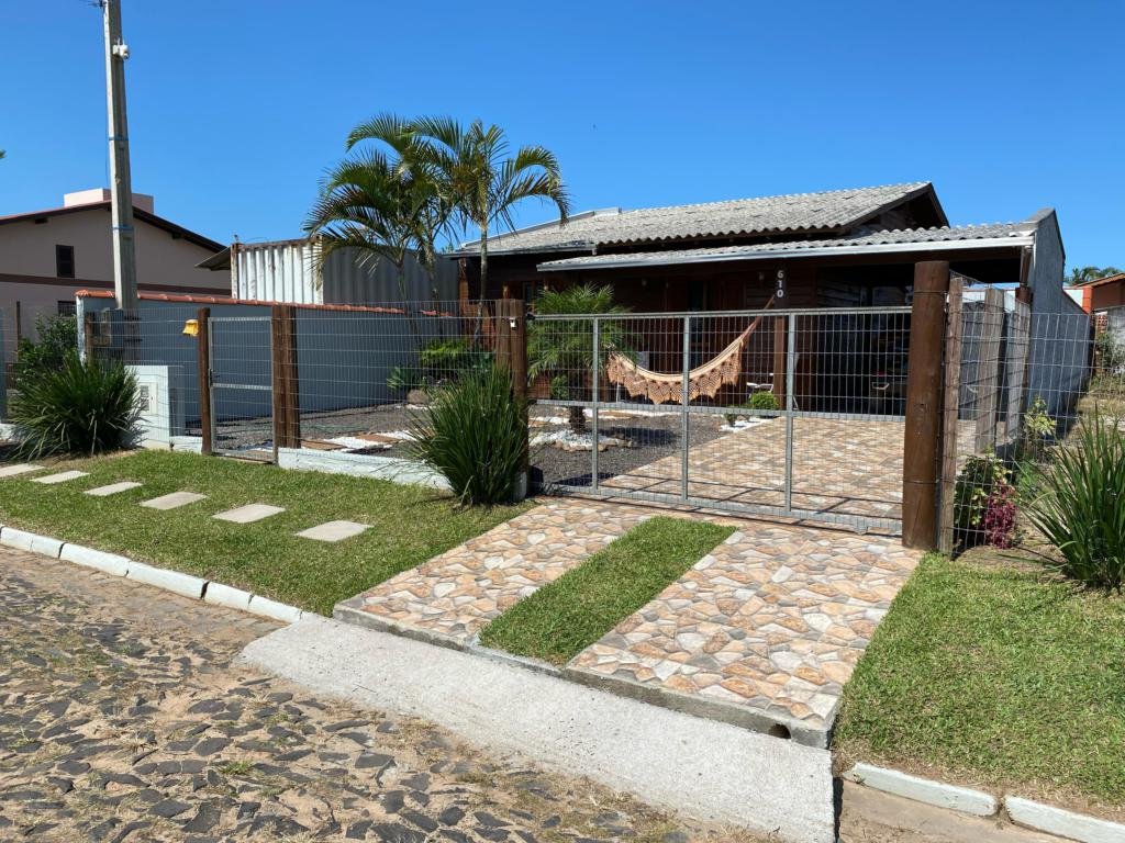Casa 2 dormitórios