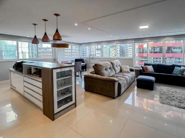 Apartamento 03 Dorm